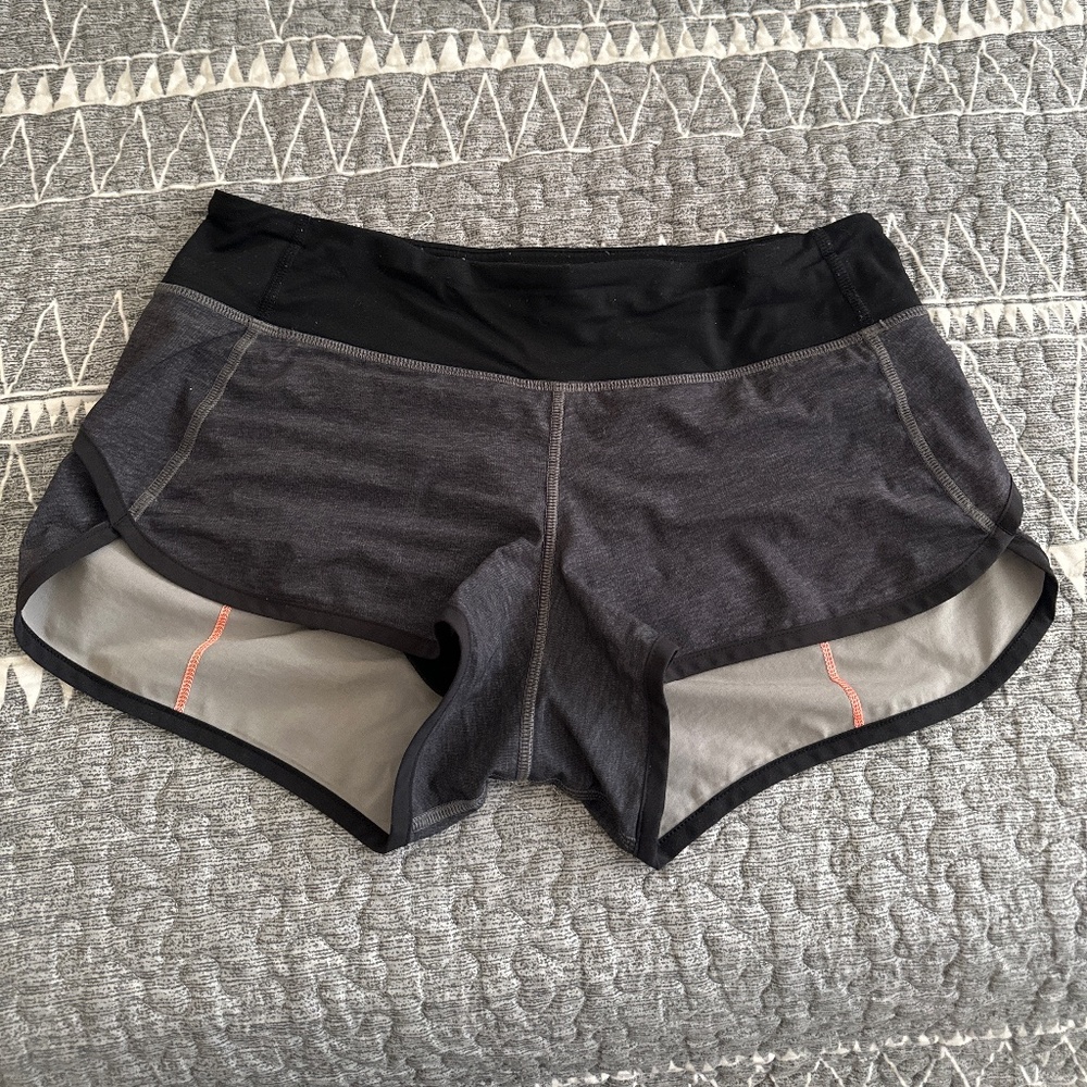 Lululemon Speed Short Size 6 Gray Black